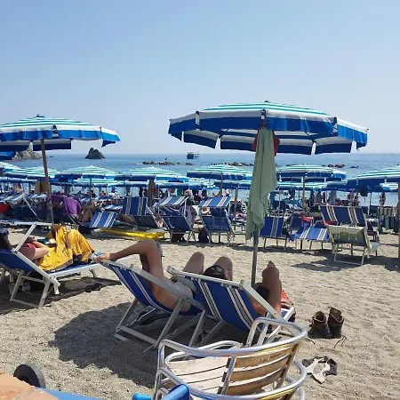 Monterosso In Servano's Monterosso al Mare